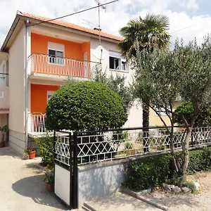 guest-accommodation-neno.hotelinzadar.com/