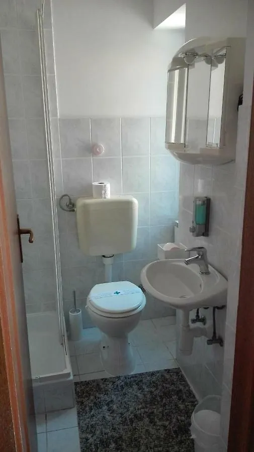 *** Guest house Rooms Svalina Groznjan Croatia